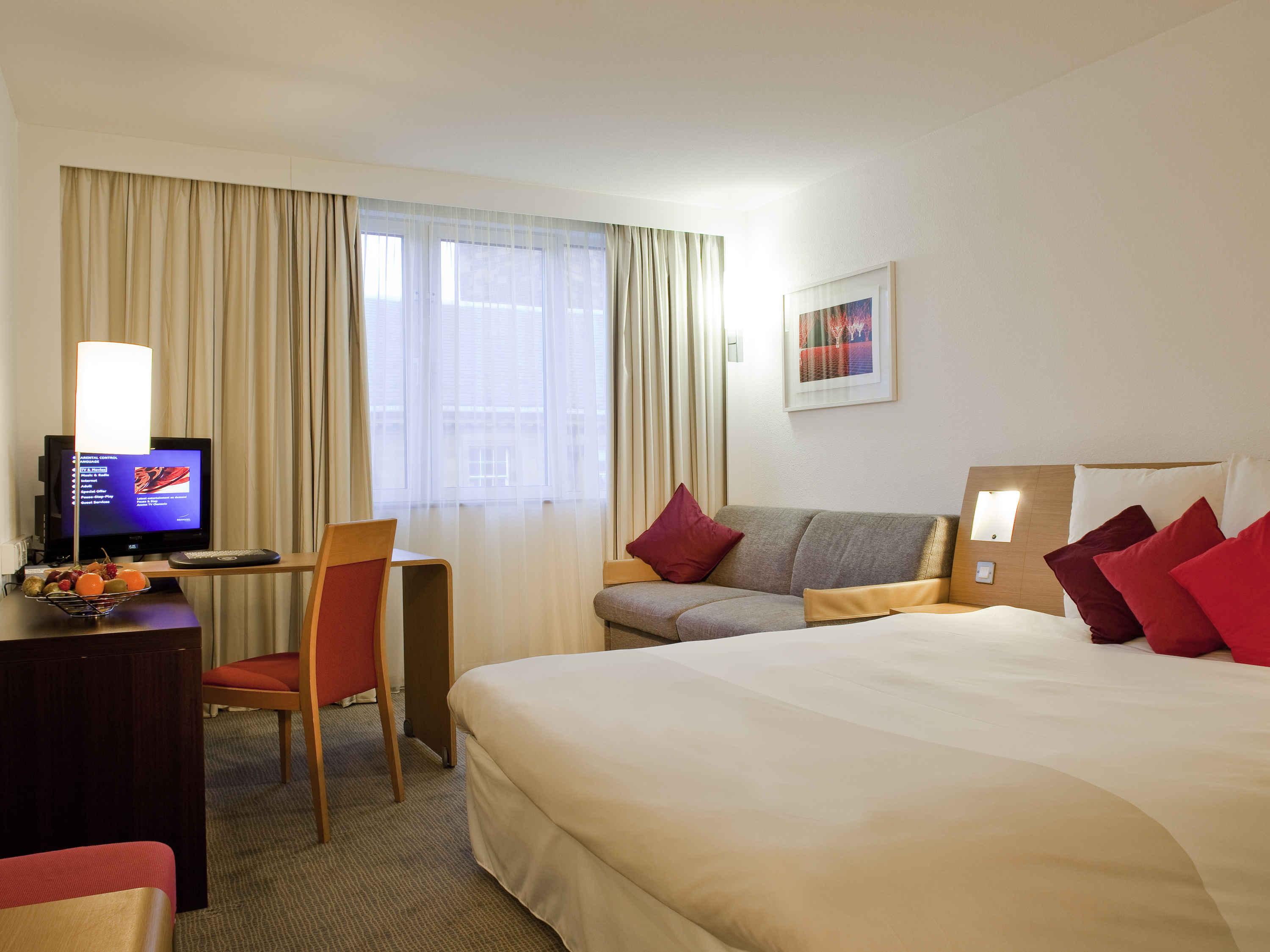 Novotel Roissy Saint Witz Екстериор снимка